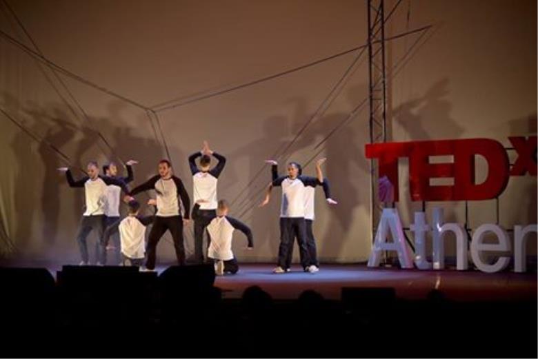 Εντυπωσίασαν οι The Music Box στο άνοιγμα του TEDx Athens 2016