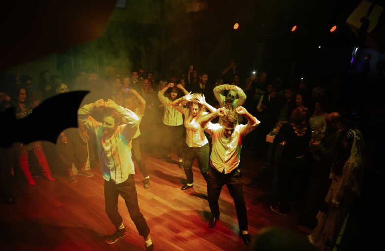 Project Magiq Doorz – Thriller choreo for Webhelp